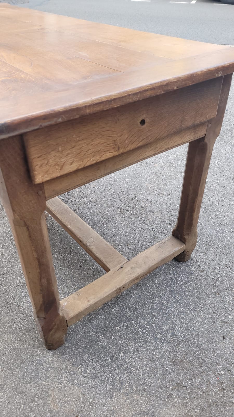 Farmhouse table