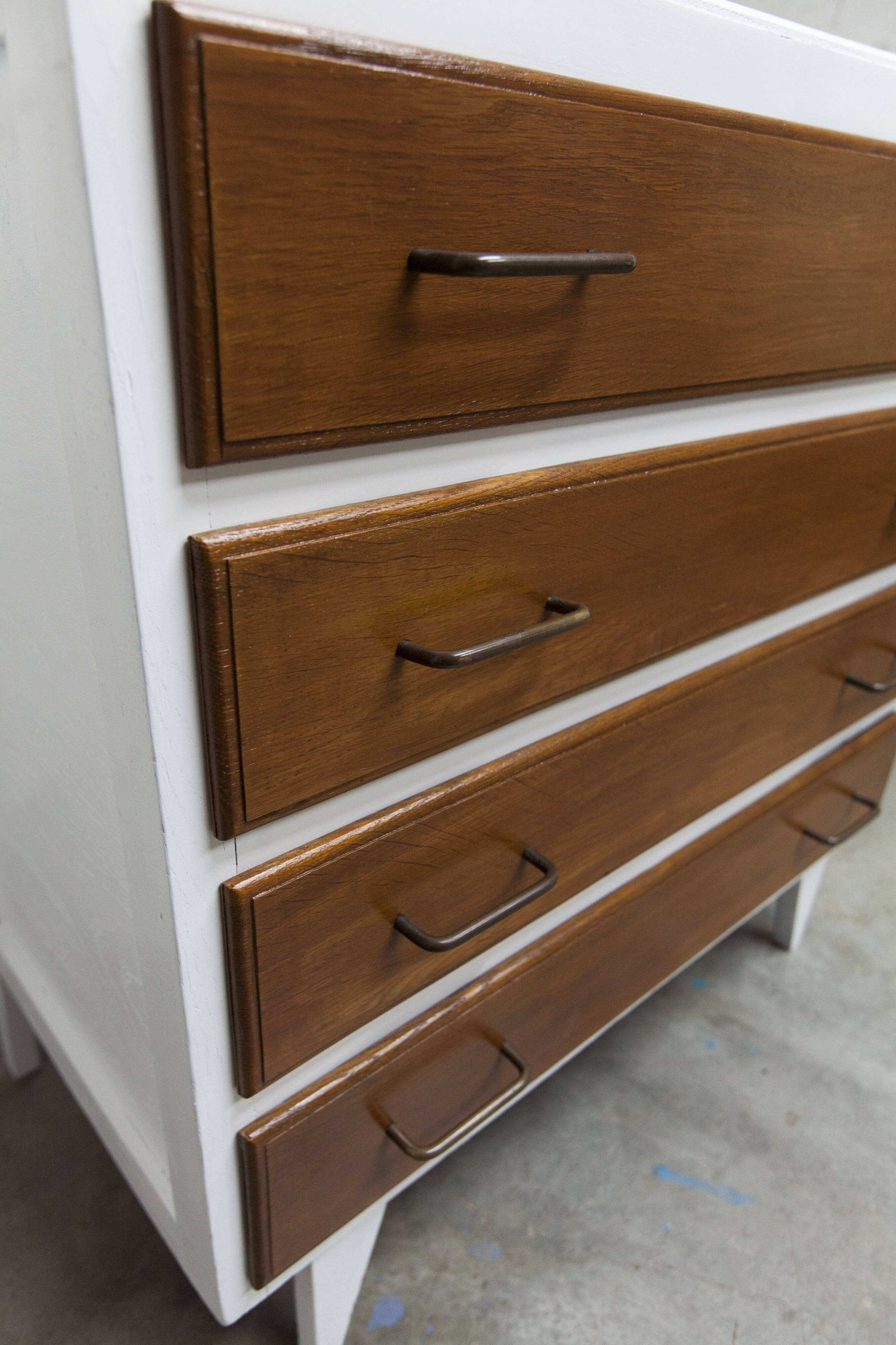 1960s chest of drawers with splayed legs and 4 drawers, refurbished