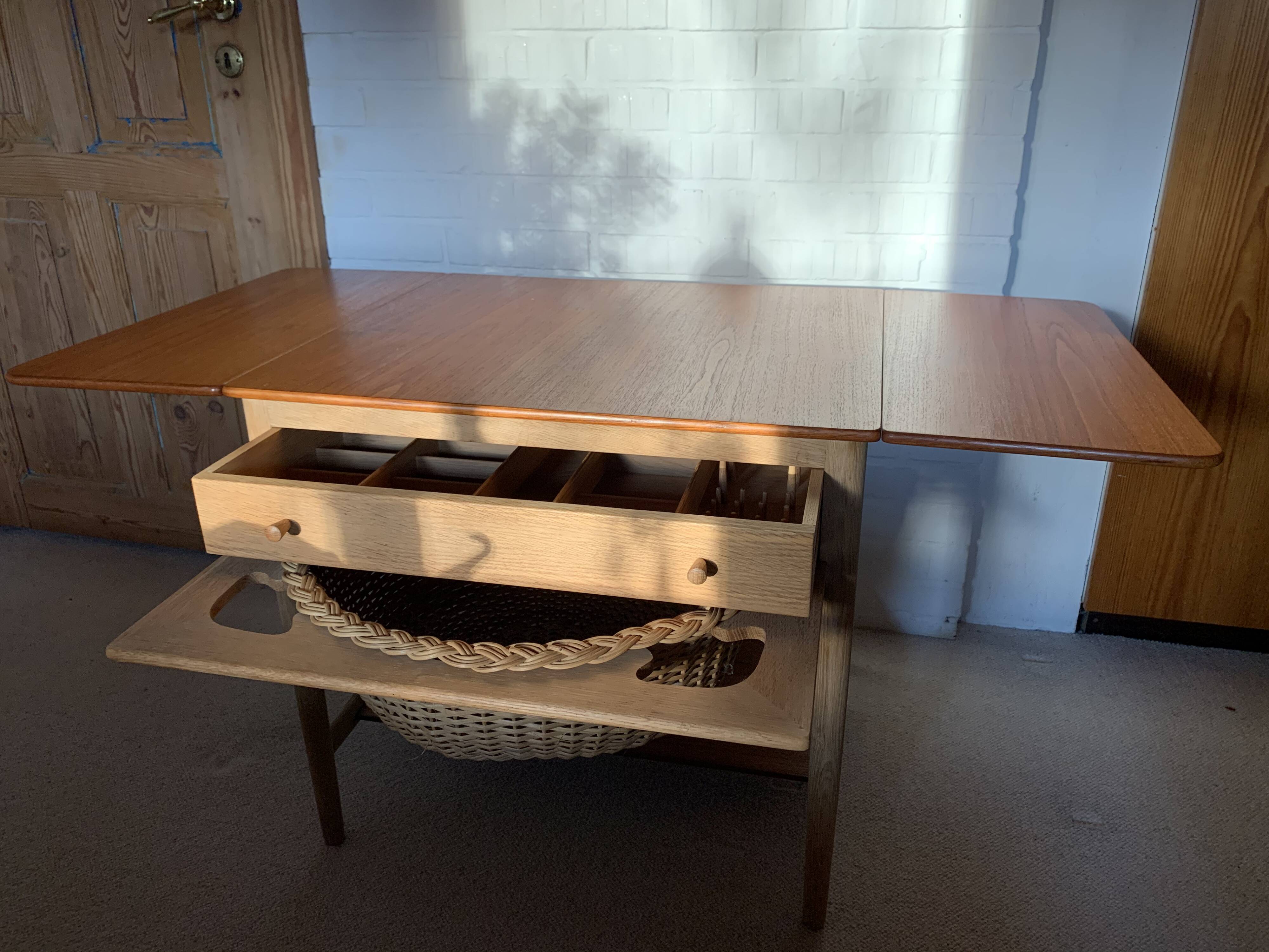 Danish design sewing table Hans Wegner edition Andréas Tuck 1950