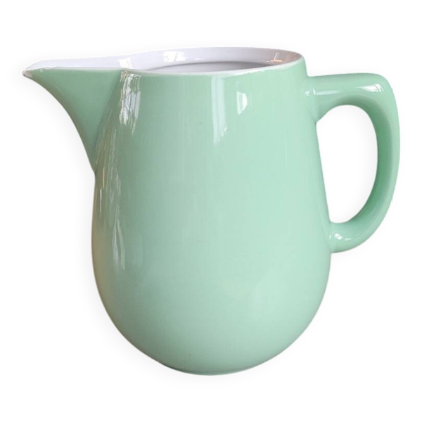 Pichet à eau en porcelaine