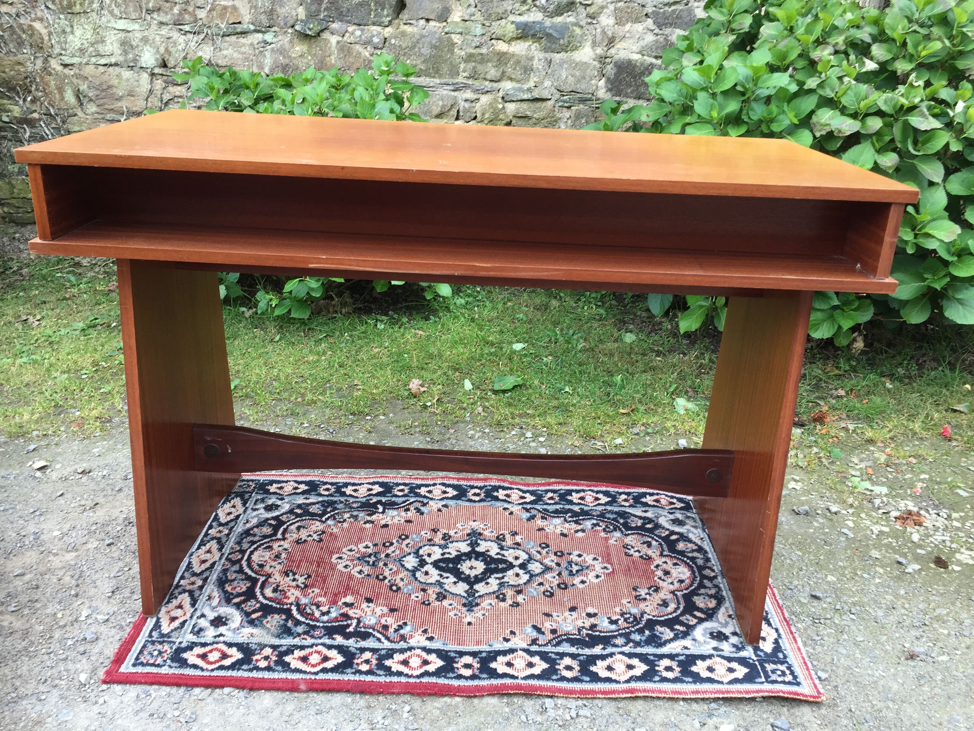 Bureau marine vintage en teck à 2 tiroirs