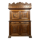 Montbéliard buffet with 4 Louis XIII style shutters in solid oak circa 1850