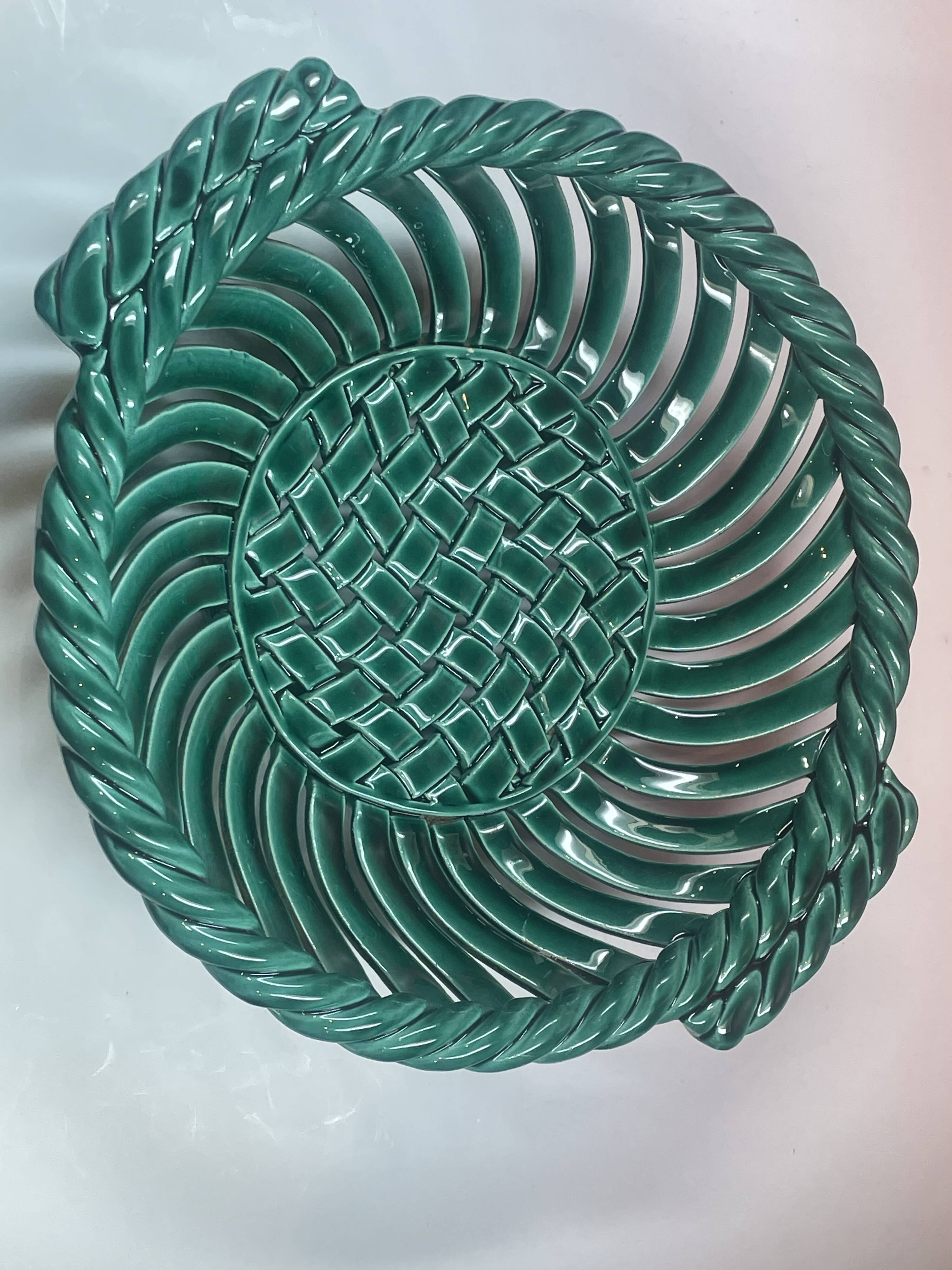 Vallauris Table basket, braids, twists and openwork