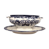 Gravy boat on plate. J. Old man. Bordeaux