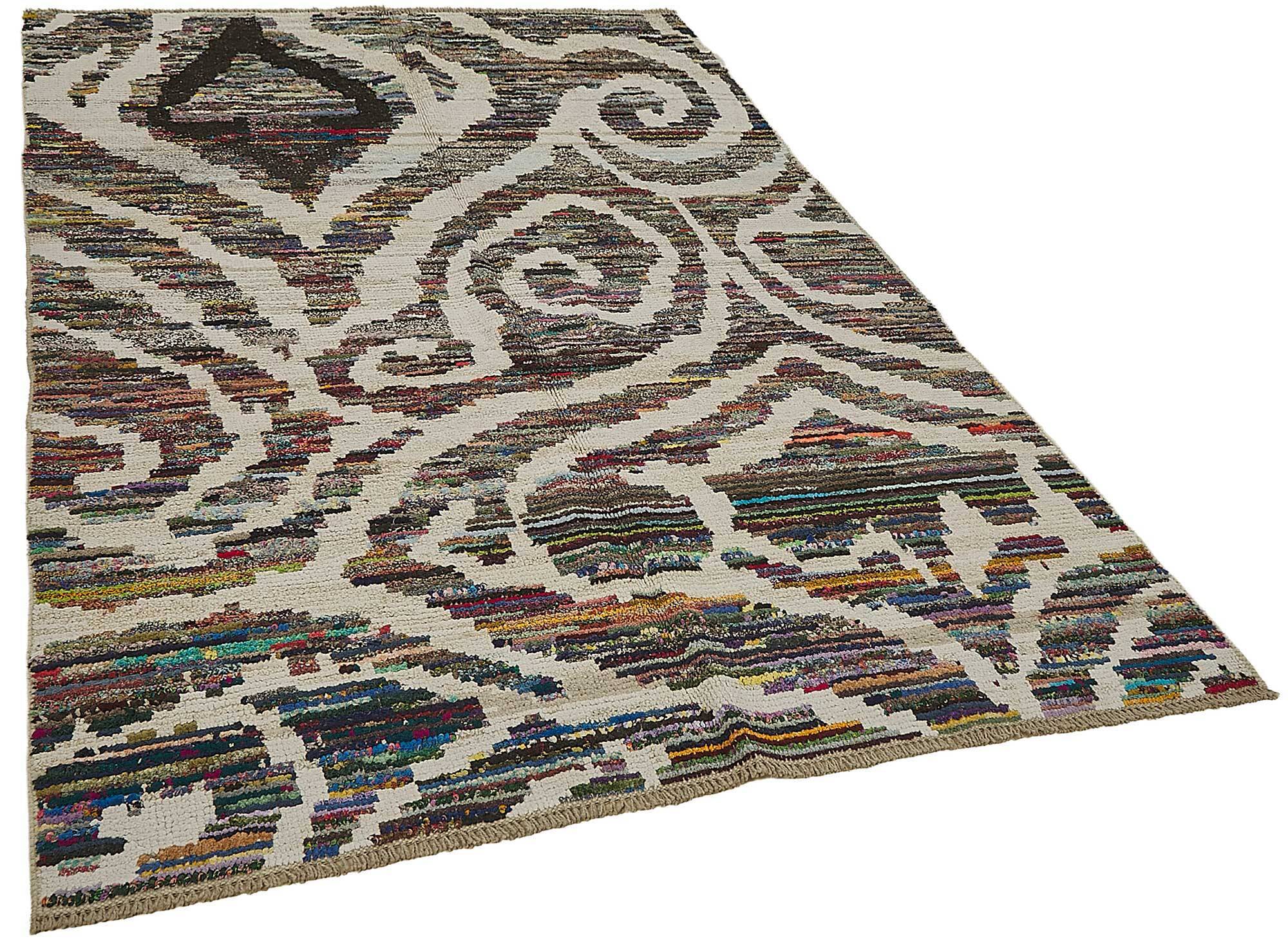 Handwoven Turkish Recycled Boho Rug 173 cm x 254 cm