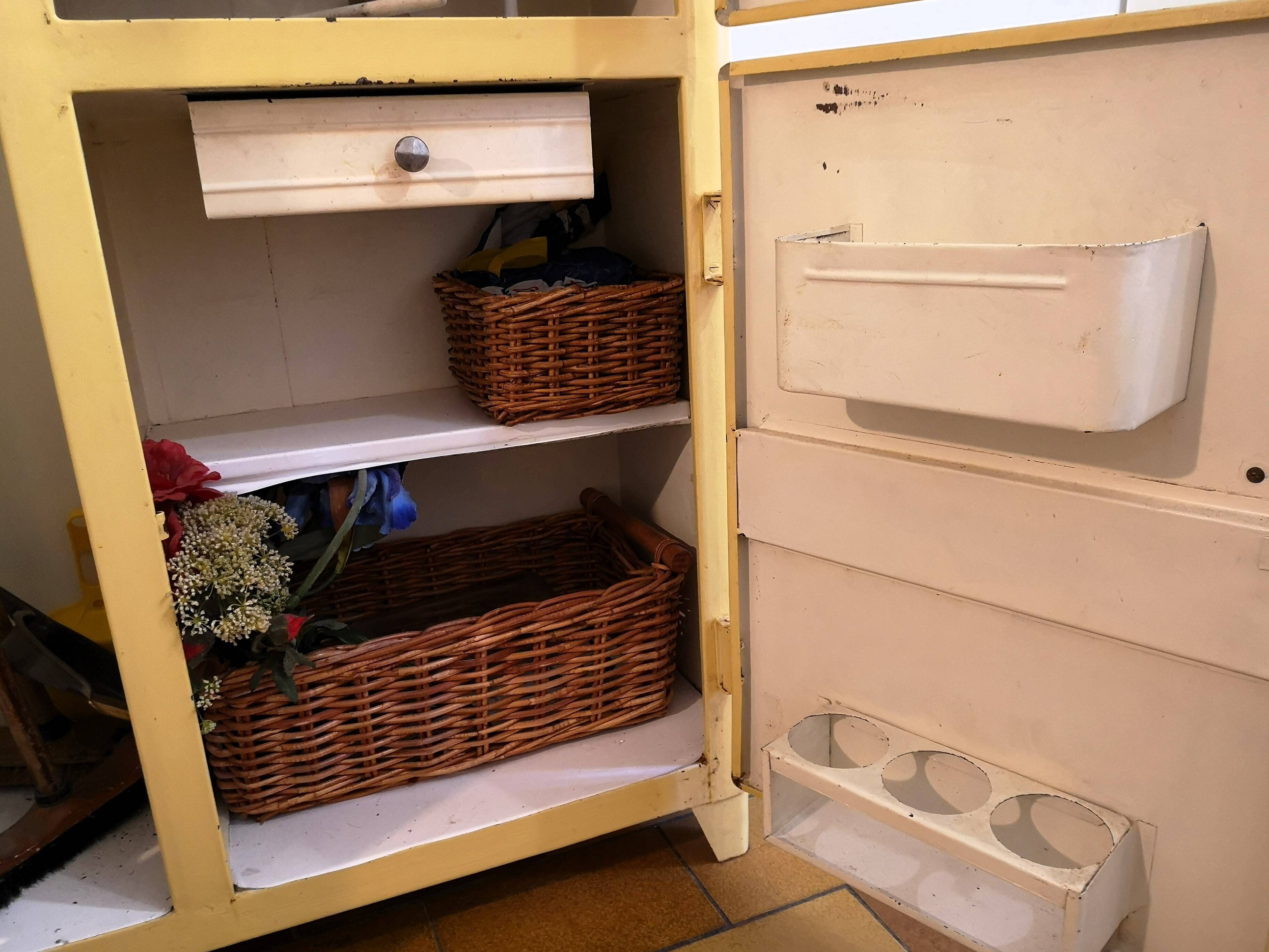 Mado kitchen buffet cabinet