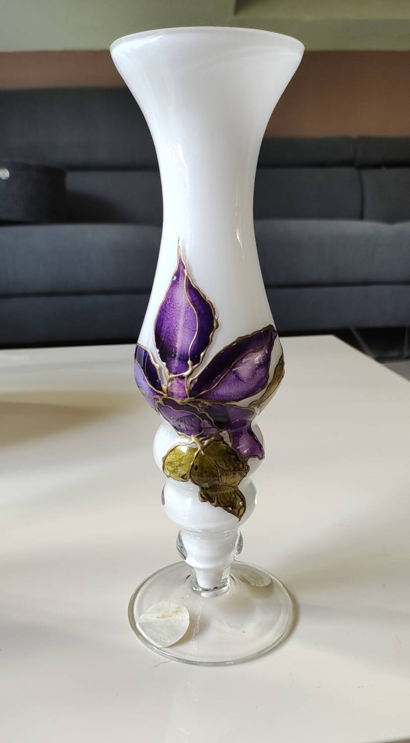 Stylish Kalina Poland vase. Floral decoration. Unique signed piece, 27 cm