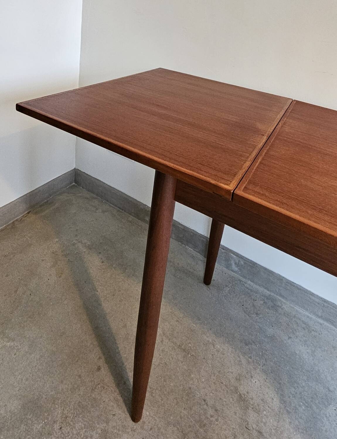 Gunnar Nielsen Tibergaard desk 1960 vintage Scandinavian teak