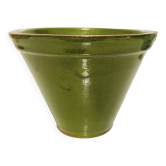 Green Artisanal Pot