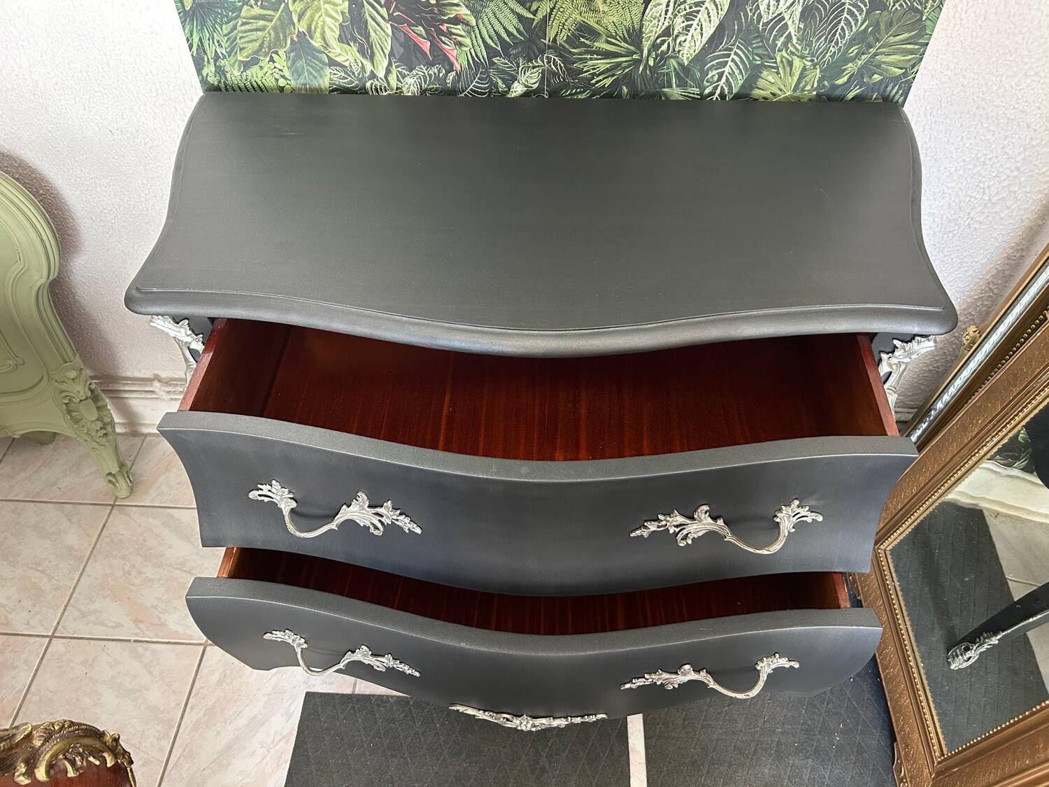 Louis XV chest of drawers