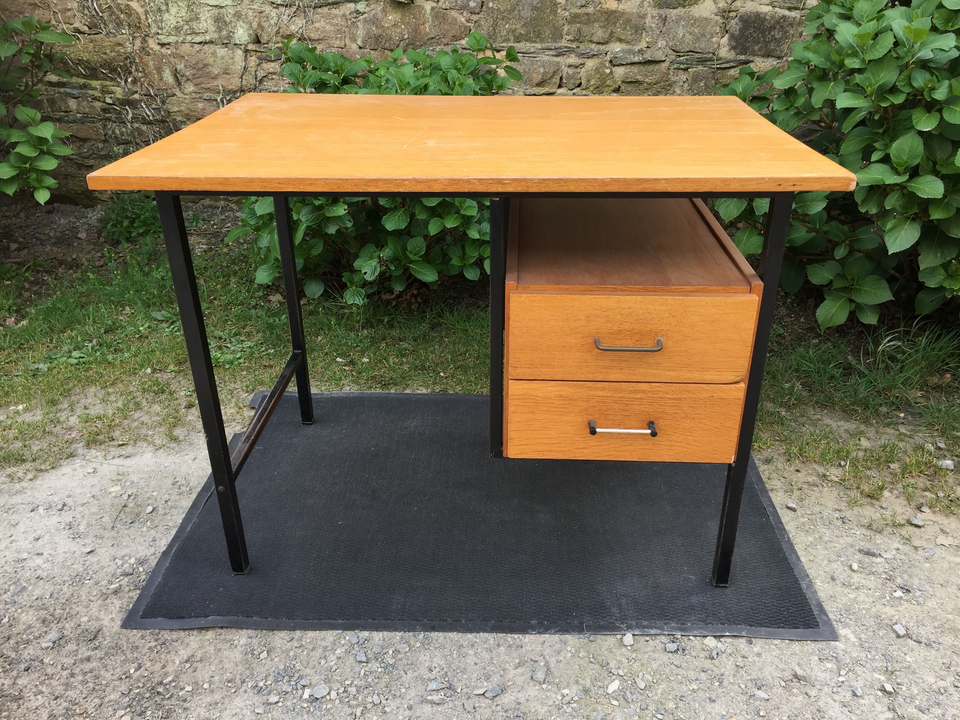 Vintage modernist office in oak and metal tubular base