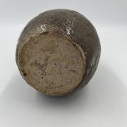 Vase en terre cuite veiné