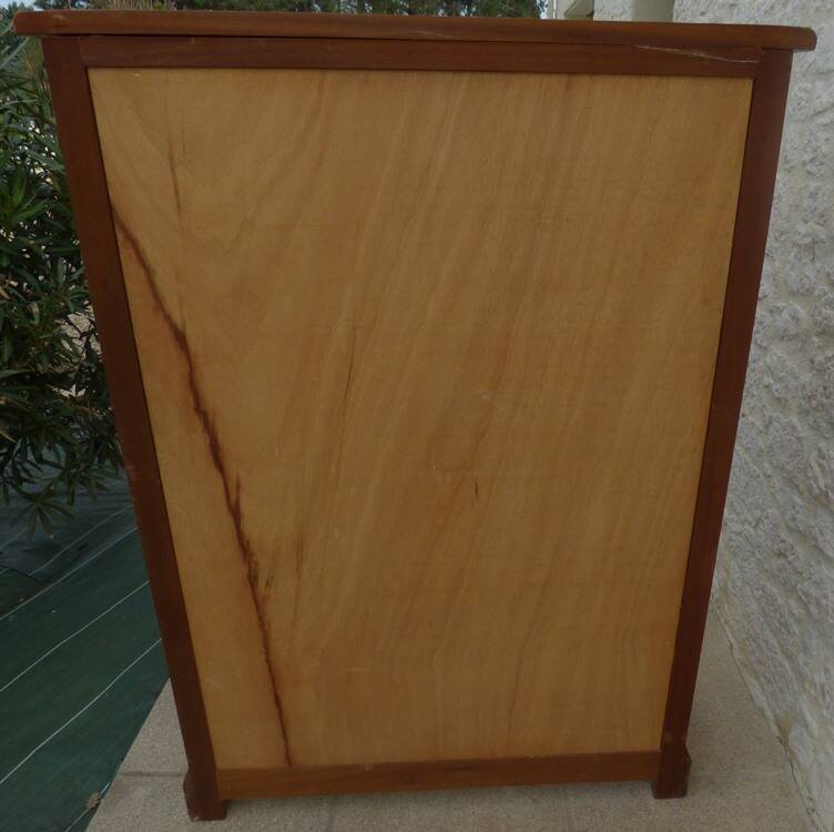 Weekly chest of drawers with secret shelf and its 7 drawers, made in the old-fashioned way from solid wood with knob