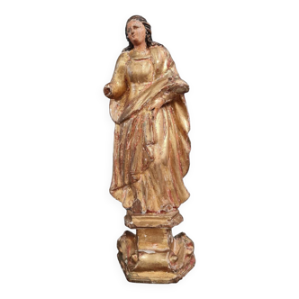 Religious statue depicting the Holy Virgin in gilded and polychrome wood circa 1650-1680