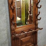 Coat rack - antique entrance furniture in walnut, dating from the late 19th century.