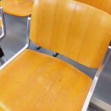 Suite of 4 vintage Giancarlo Piretti benches for Castelli in wood and aluminum