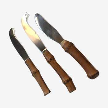 Bamboo cheese knives and butter knife