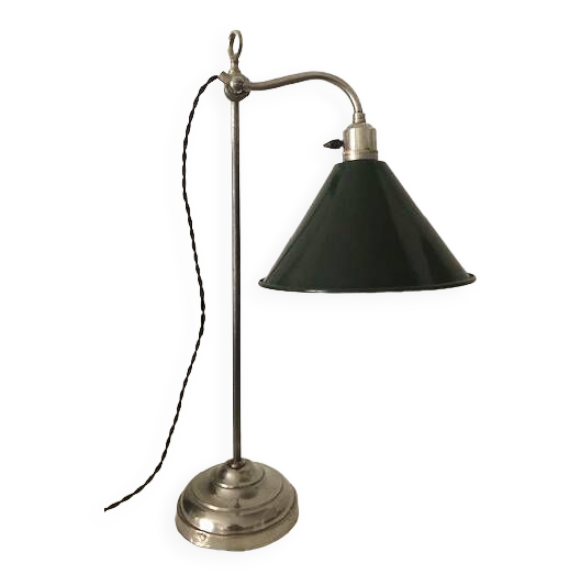 Articulated desk lamp