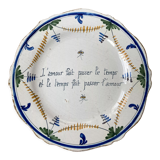 Assiette en faïence ancienne