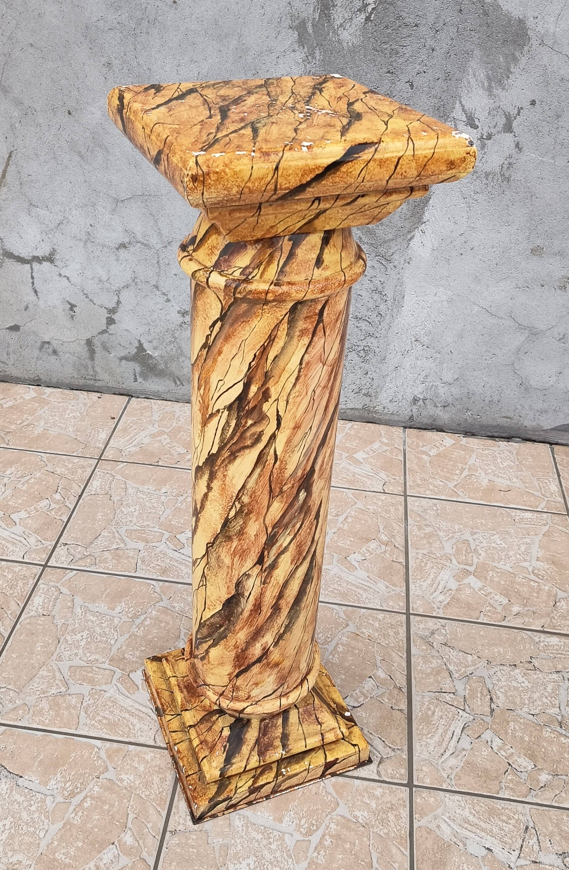 Iron column imitation marble