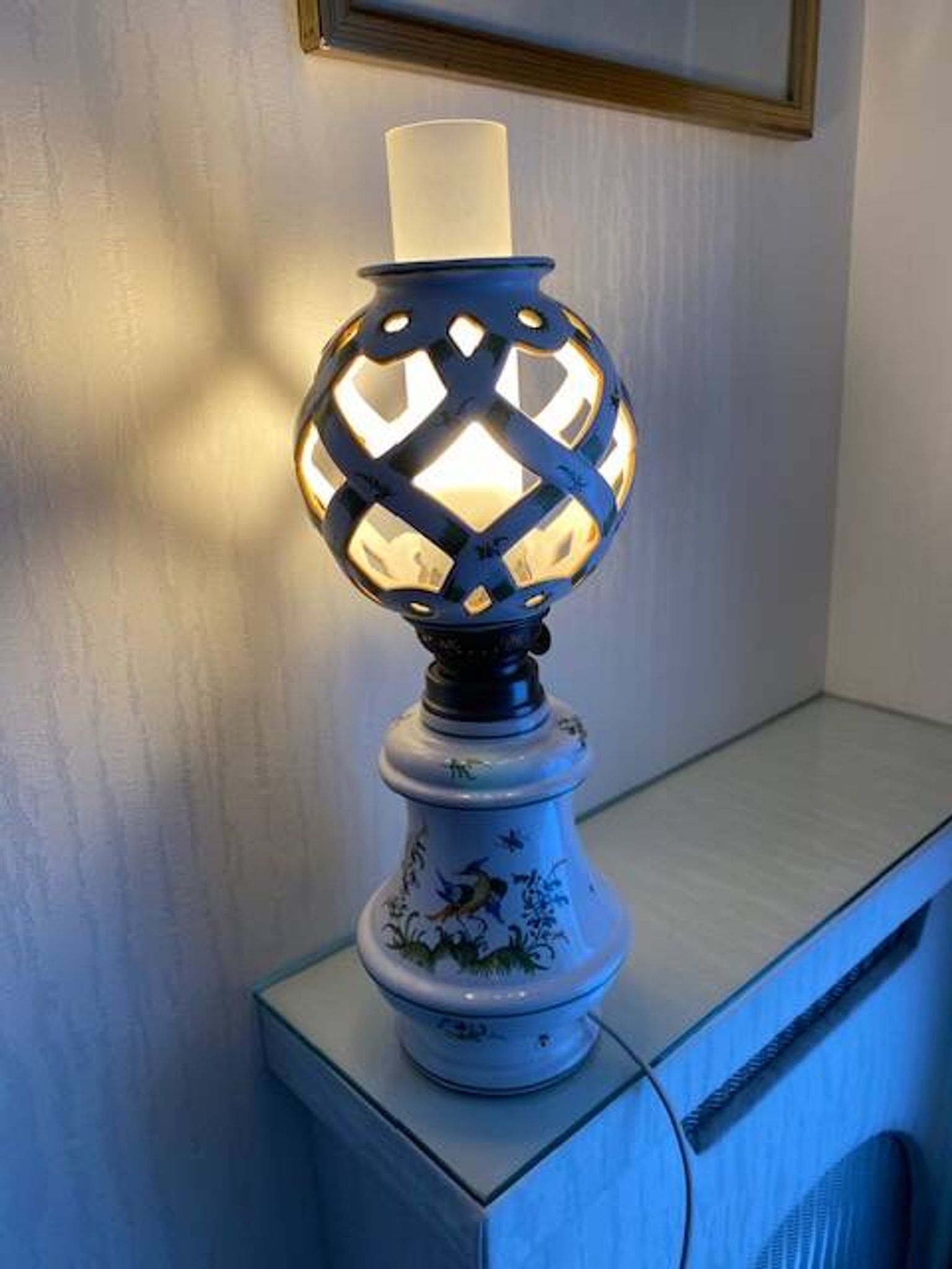 Moustier faience lamp