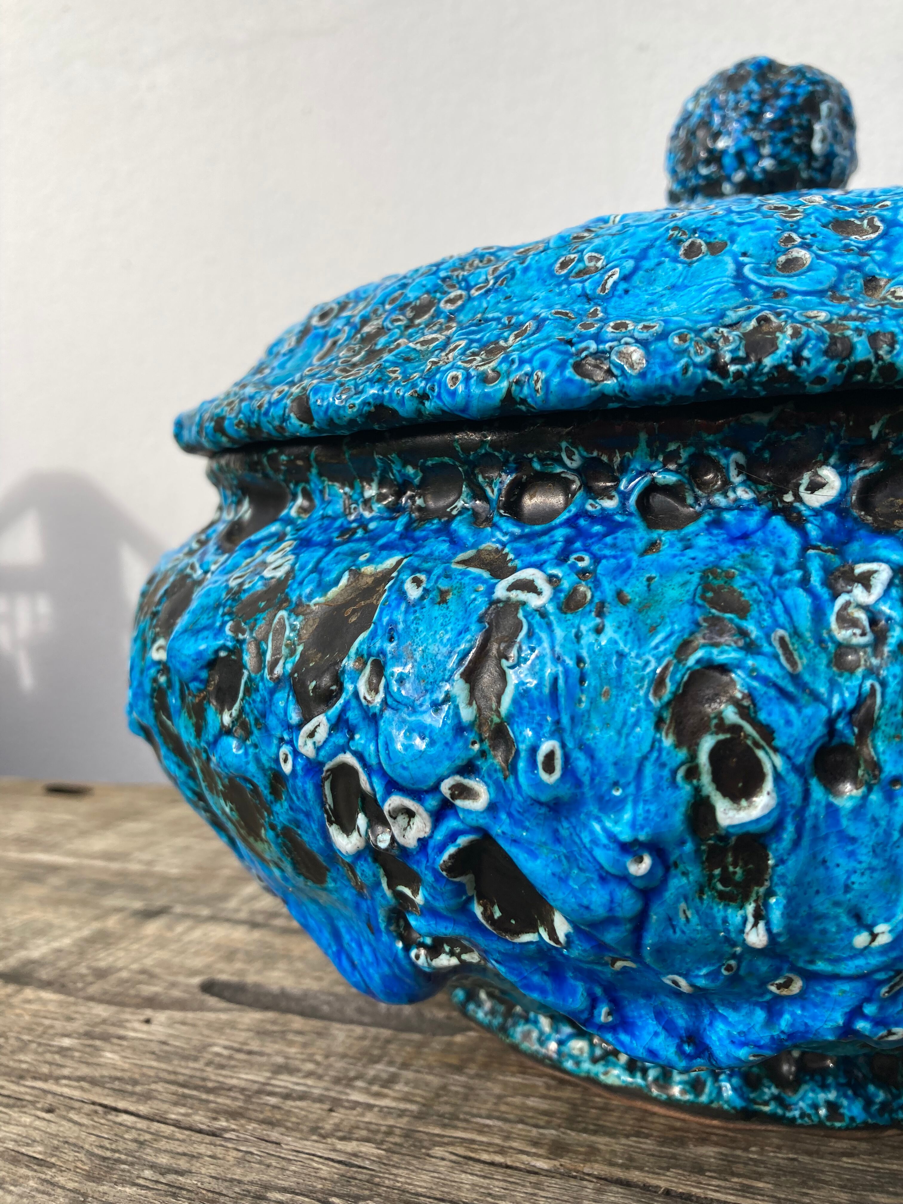 Glacier ennamel tureen vintage turquoise blue 1960 / cyclops varnished earthenware by Charles Cart