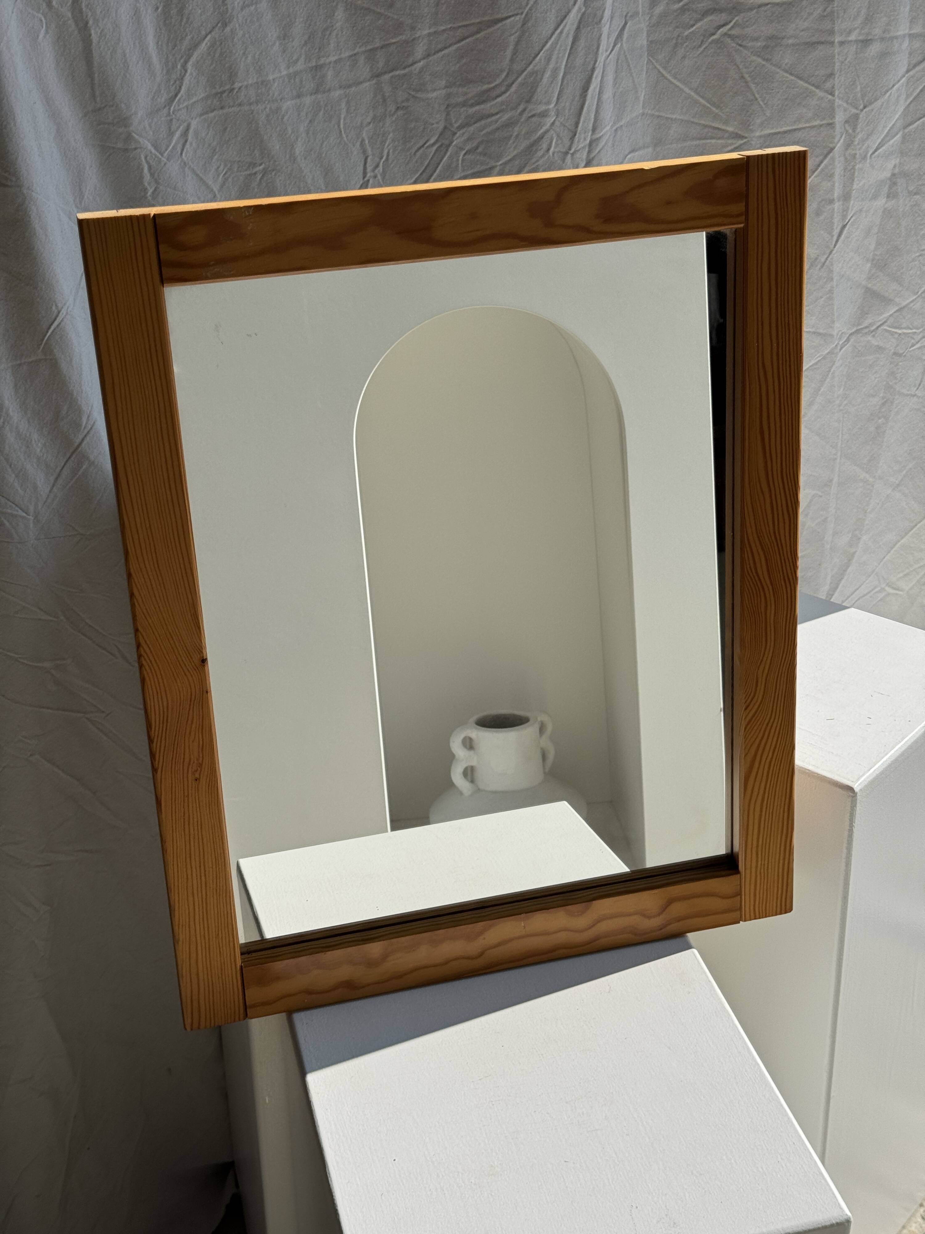 Small rectangular pine mirror 55x45