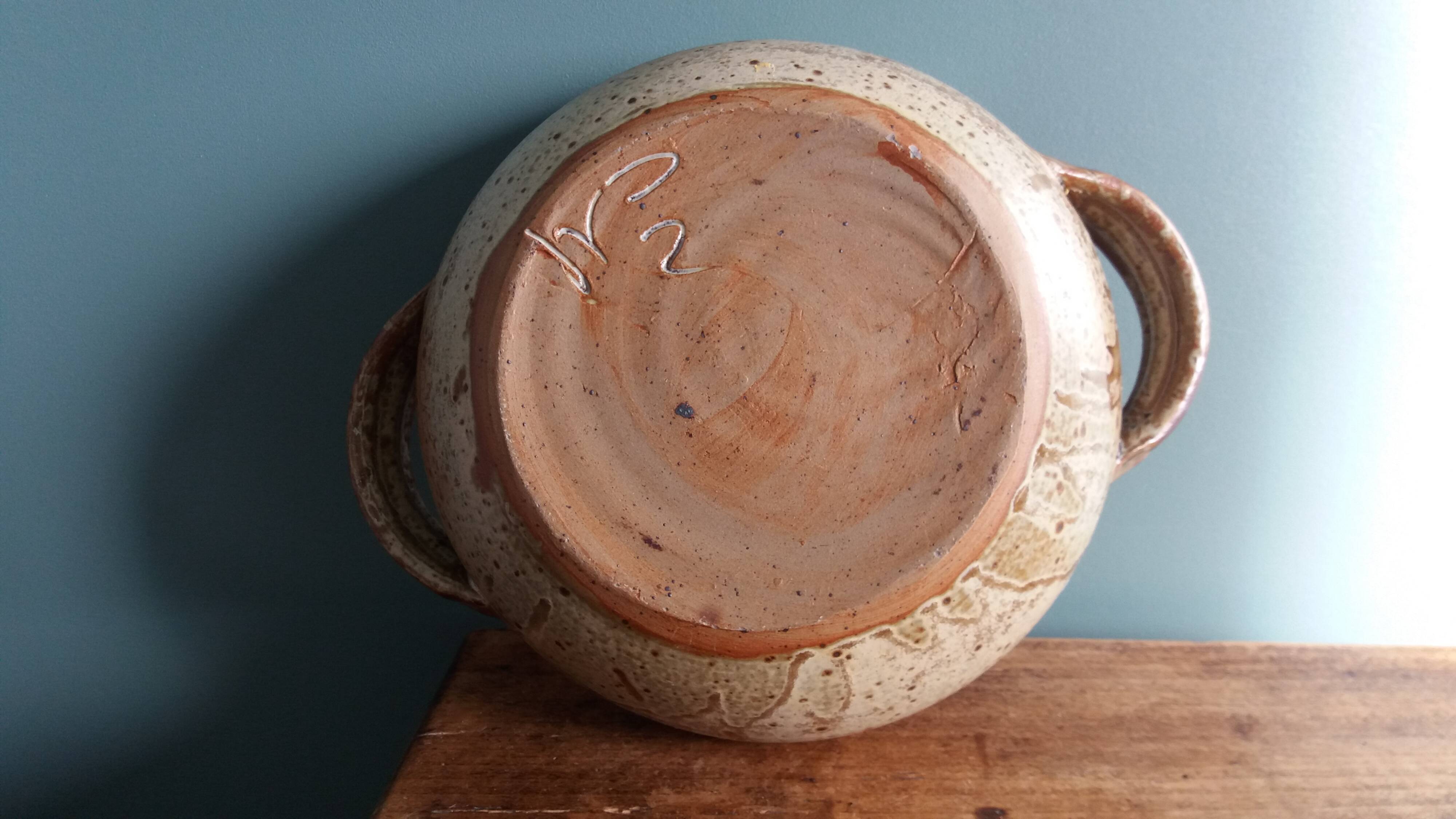 Plat légumier soupière en grès de Puisaye signé Jean-Pierre Prud’homme