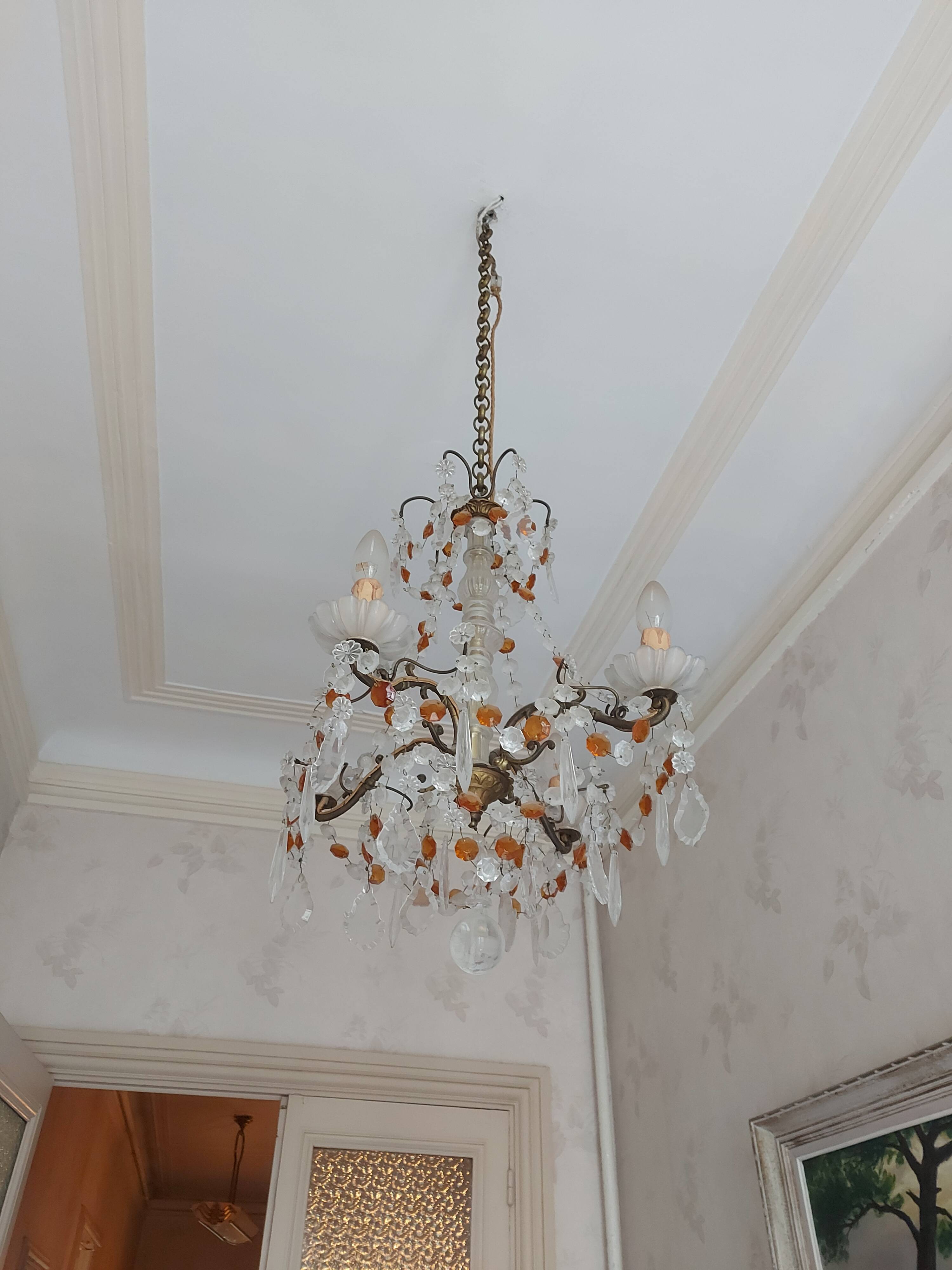 Chandelier to, colored crystal tassels