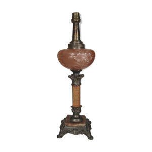 Pied lampe pétrole électrifié