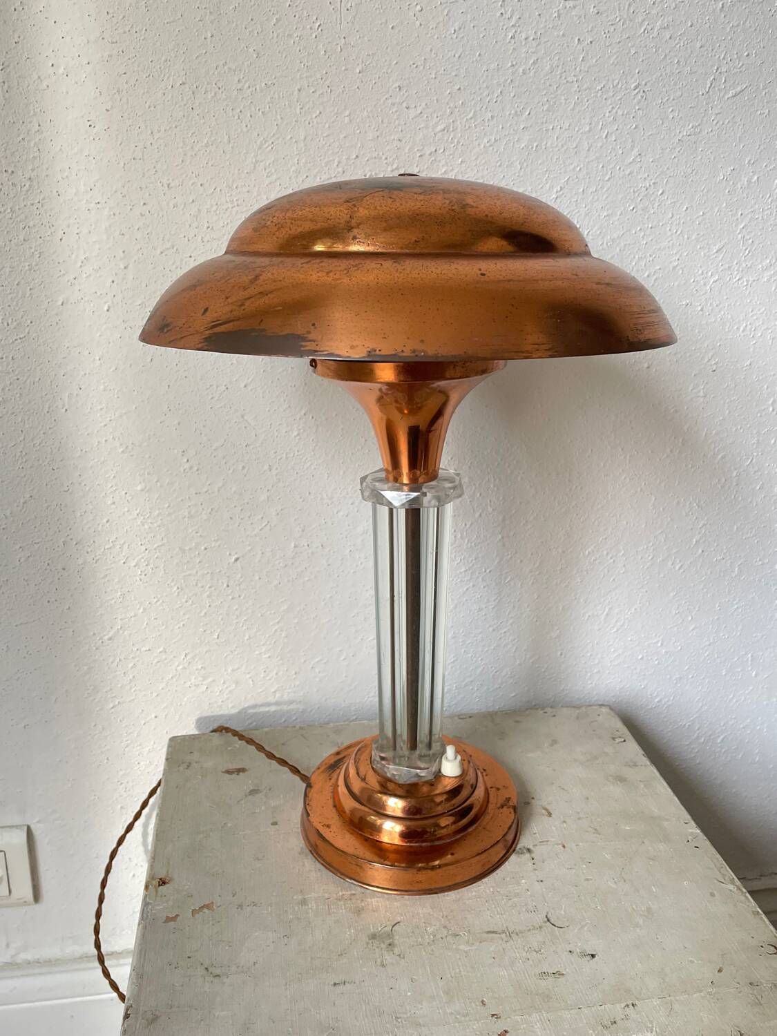 Art Deco mushroom table lamp in glass and copper