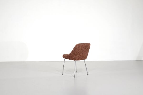 Chaise de table en tweed par Le Mobilier International, 1960