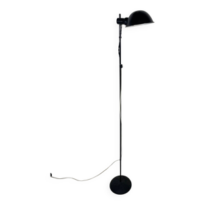 lampadaire en métal