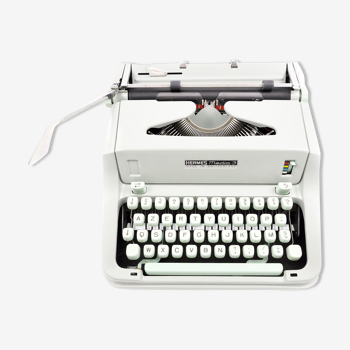 Machine à écrire hermes media 3 verte révisée avec ruban neuf