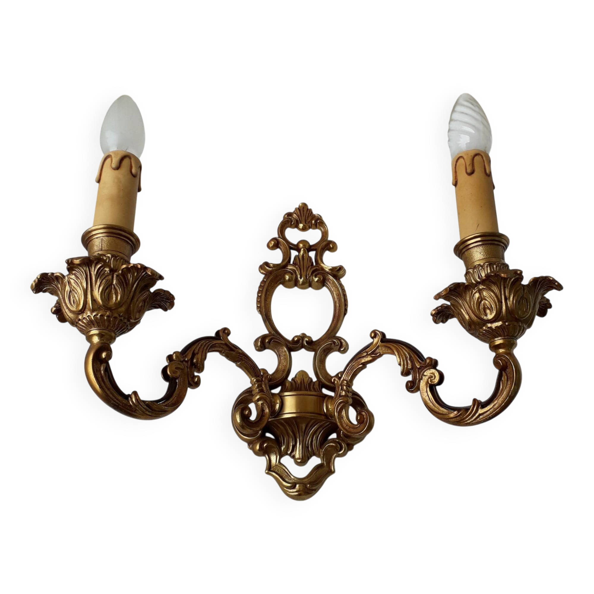 Bronze wall light