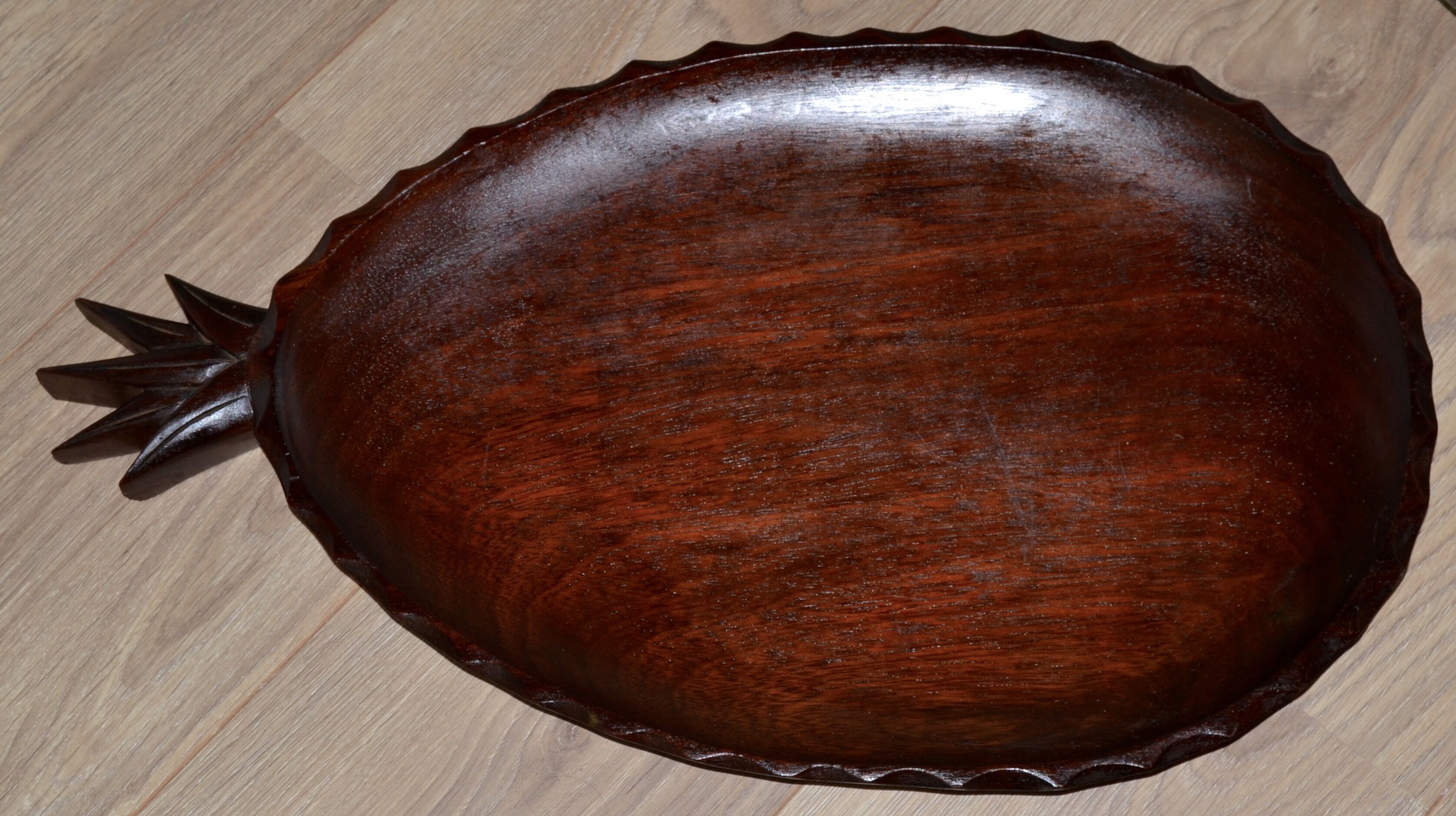 Wooden pineapple shape