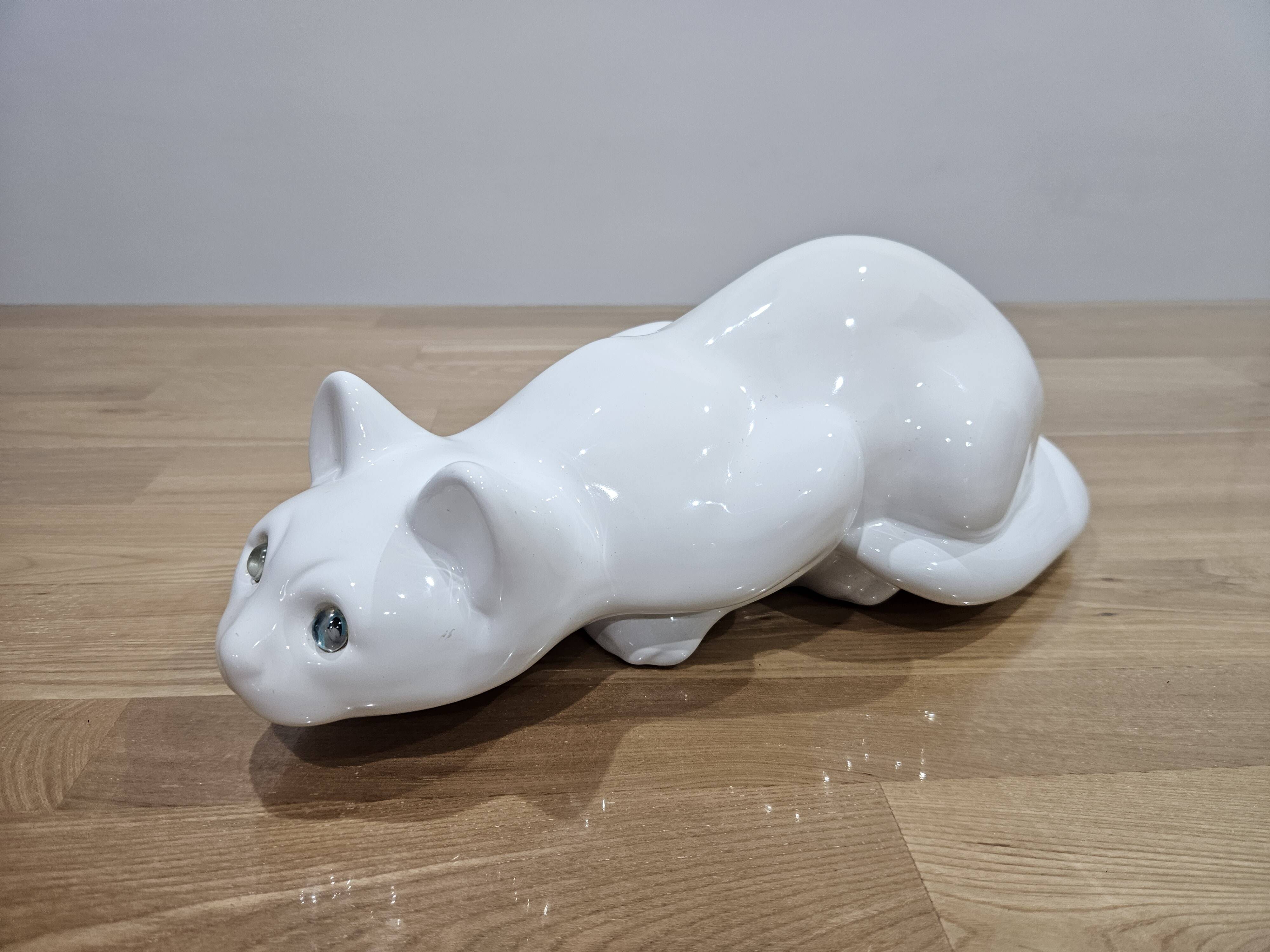 Elpa Alcobaca Portugal Ceramic White Cat Blue Glass Eyes, 1980s
