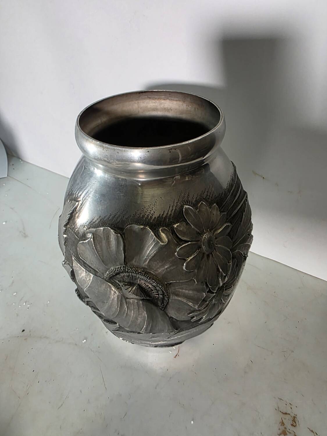 Art Deco vase in repoussé tin Signed Houzeaux Floral decoration 30 cm