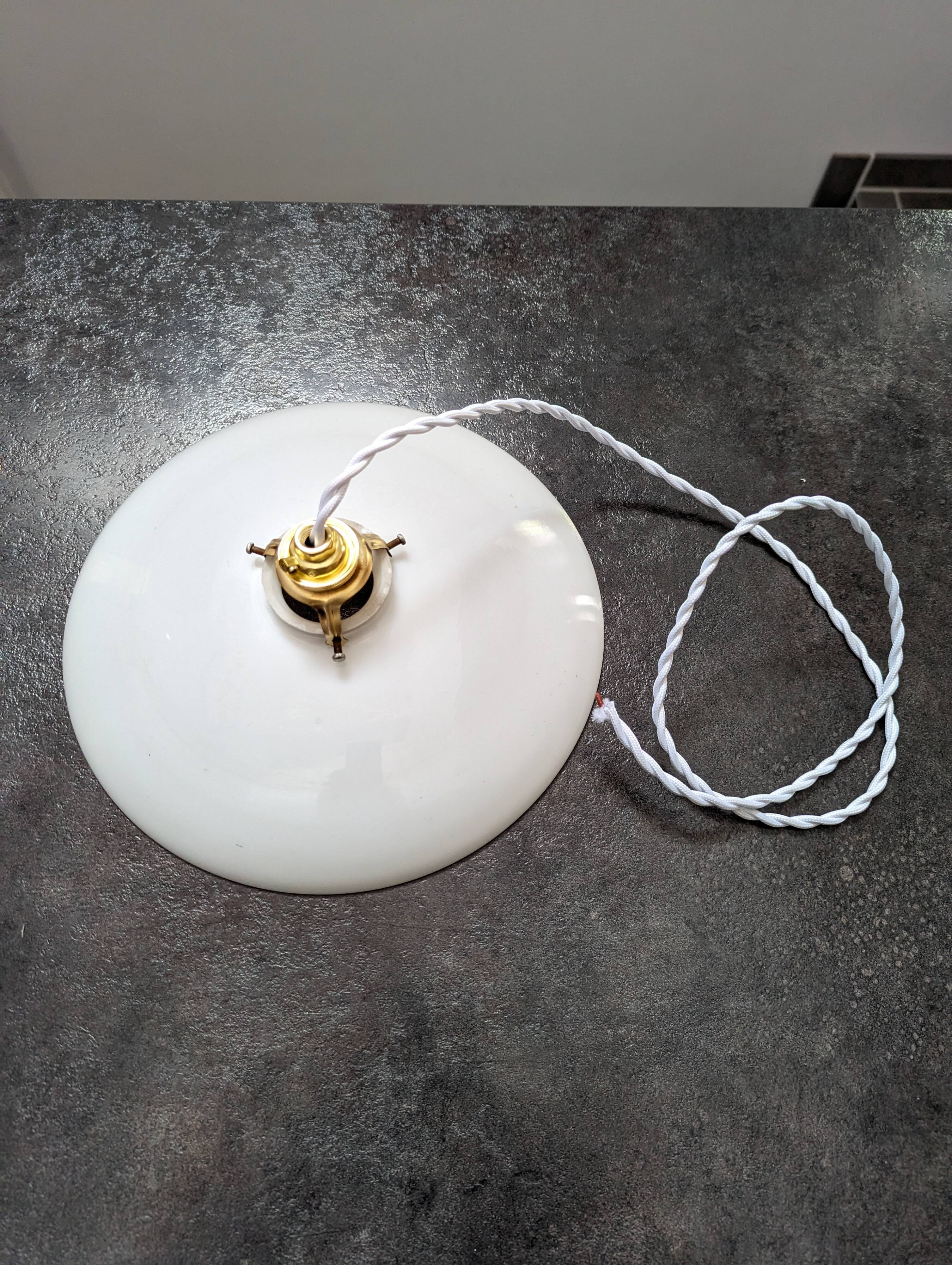 Old hanging lampshade lamp in white opaline Art Deco 1930