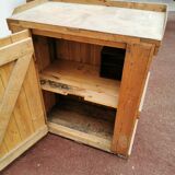Countertop / desk made in a wooden box