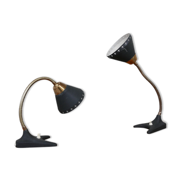 Paire de lampes de table suédoises en laiton du milieu du siècle