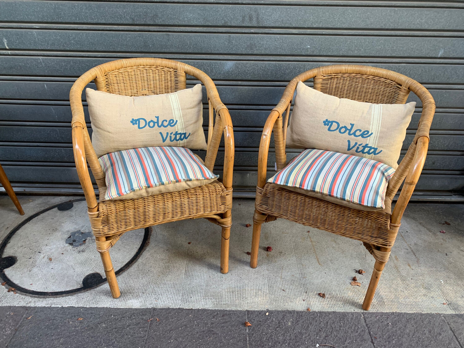 Paire de fauteuils en rotin années 80’