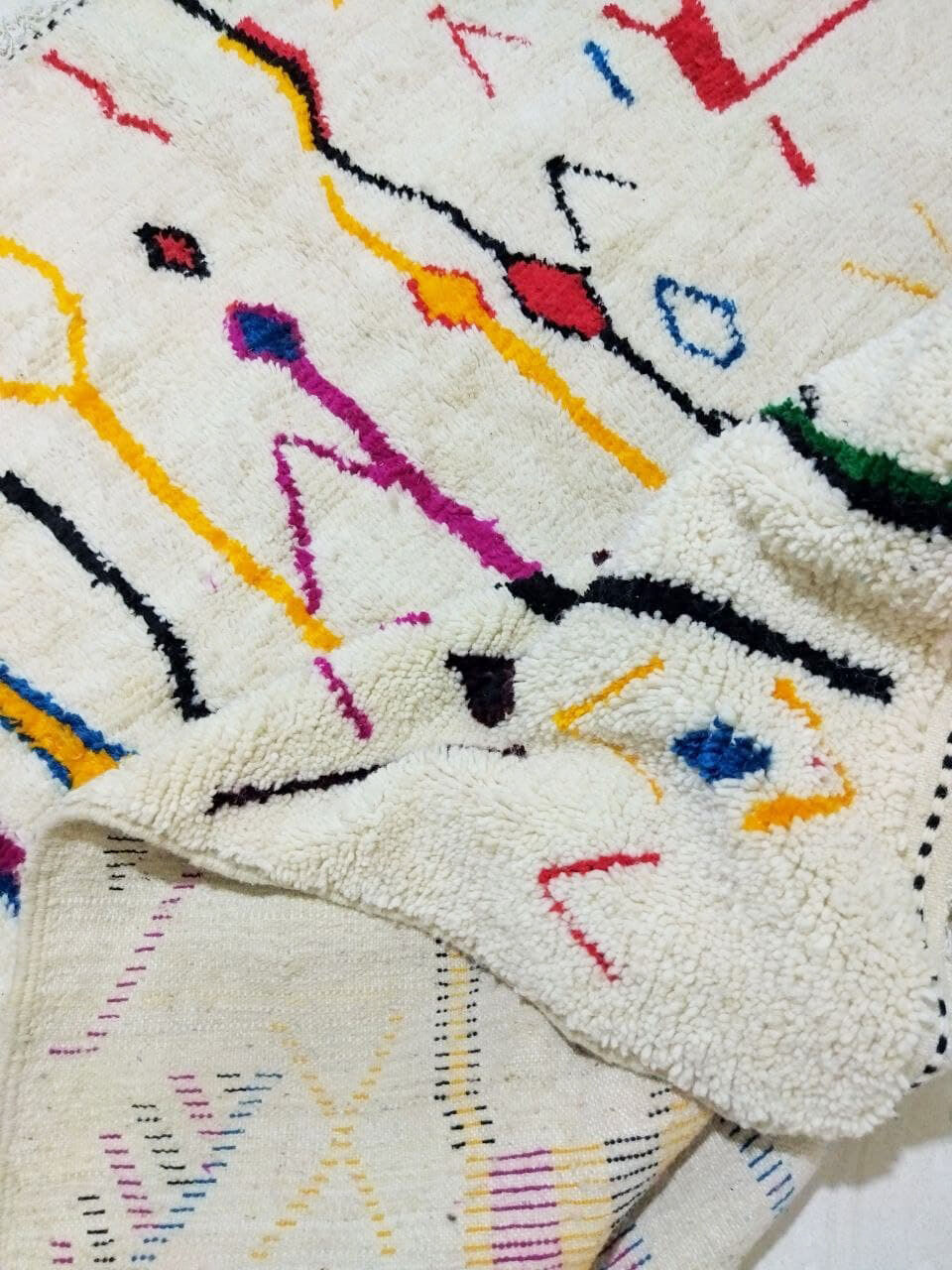 Moroccan berber carpet 255x147cm