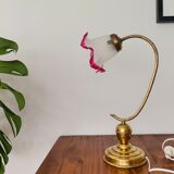 Lampe de table Art Nouveau des années 1930 en laiton et verre dépoli