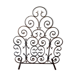 Grille de cheminée en fer forgé