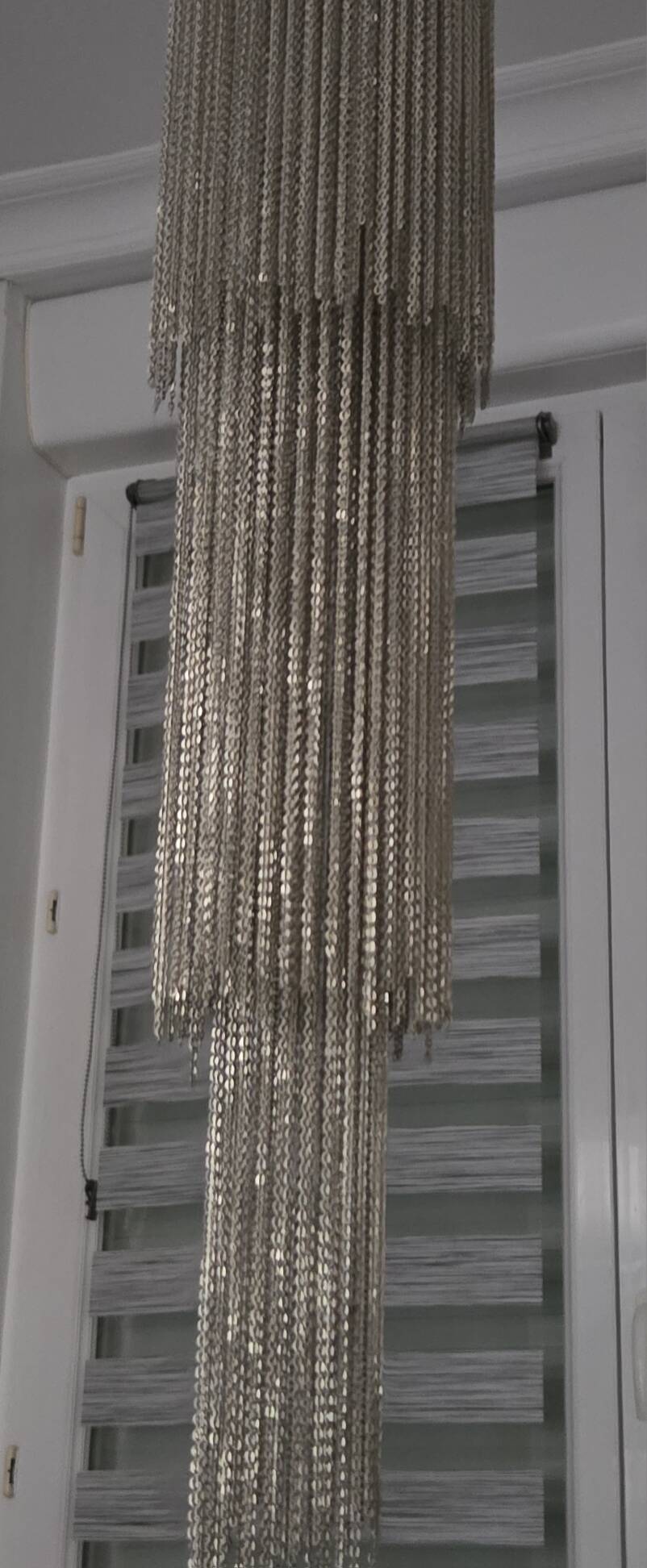 “Stravagante” chandelier by Patrizia Garganti