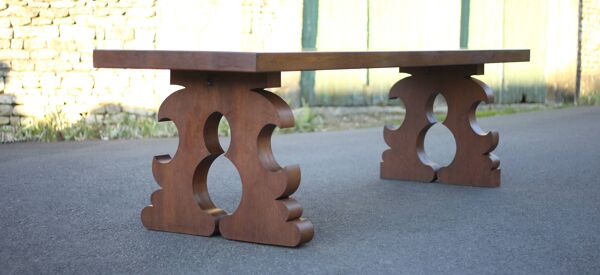 Grande table bois avec pieds sculptés, table artisanale, table bois massif, table de salon, table
