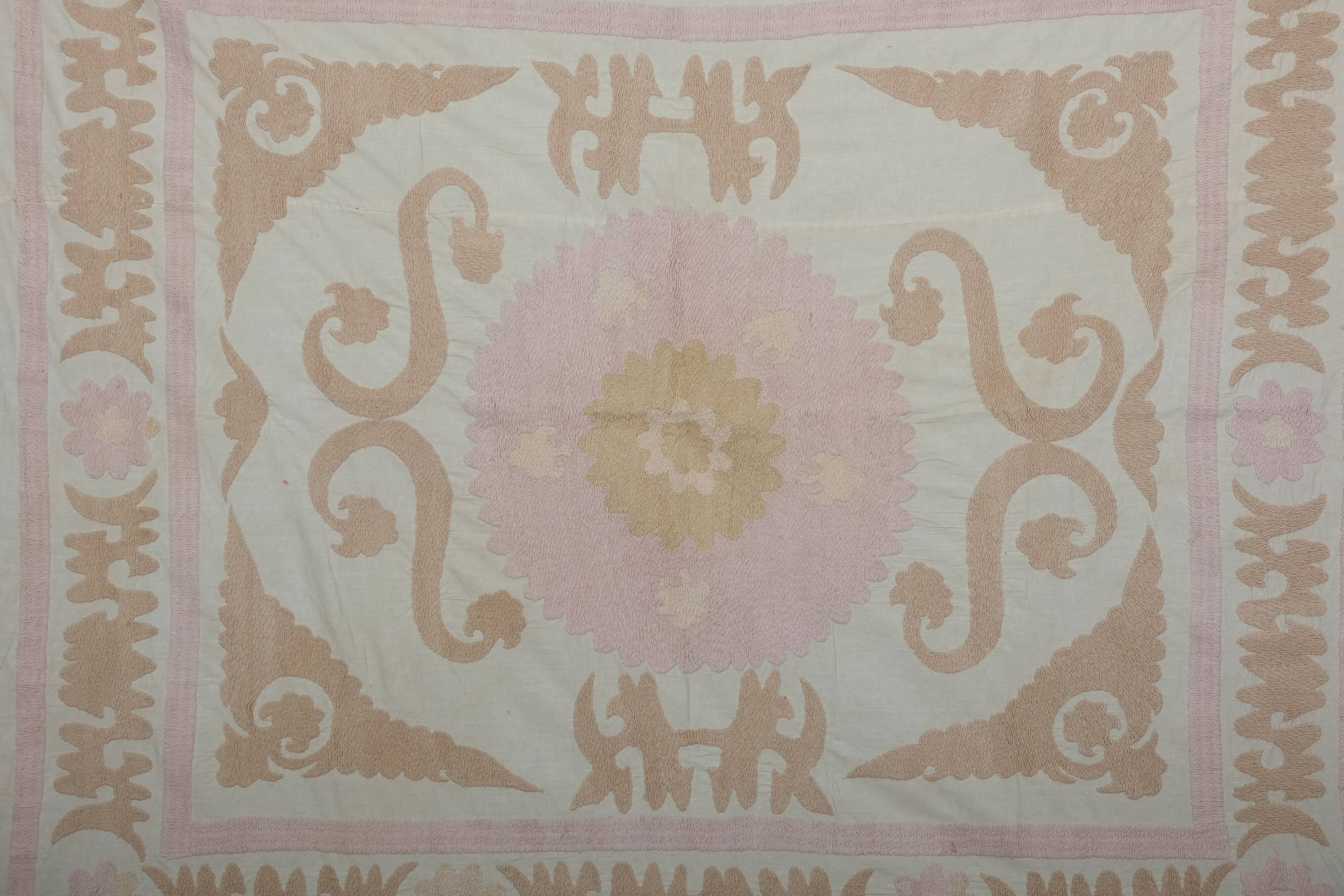 Hand knotted rug, vintage Turkish rug 120x139 cm