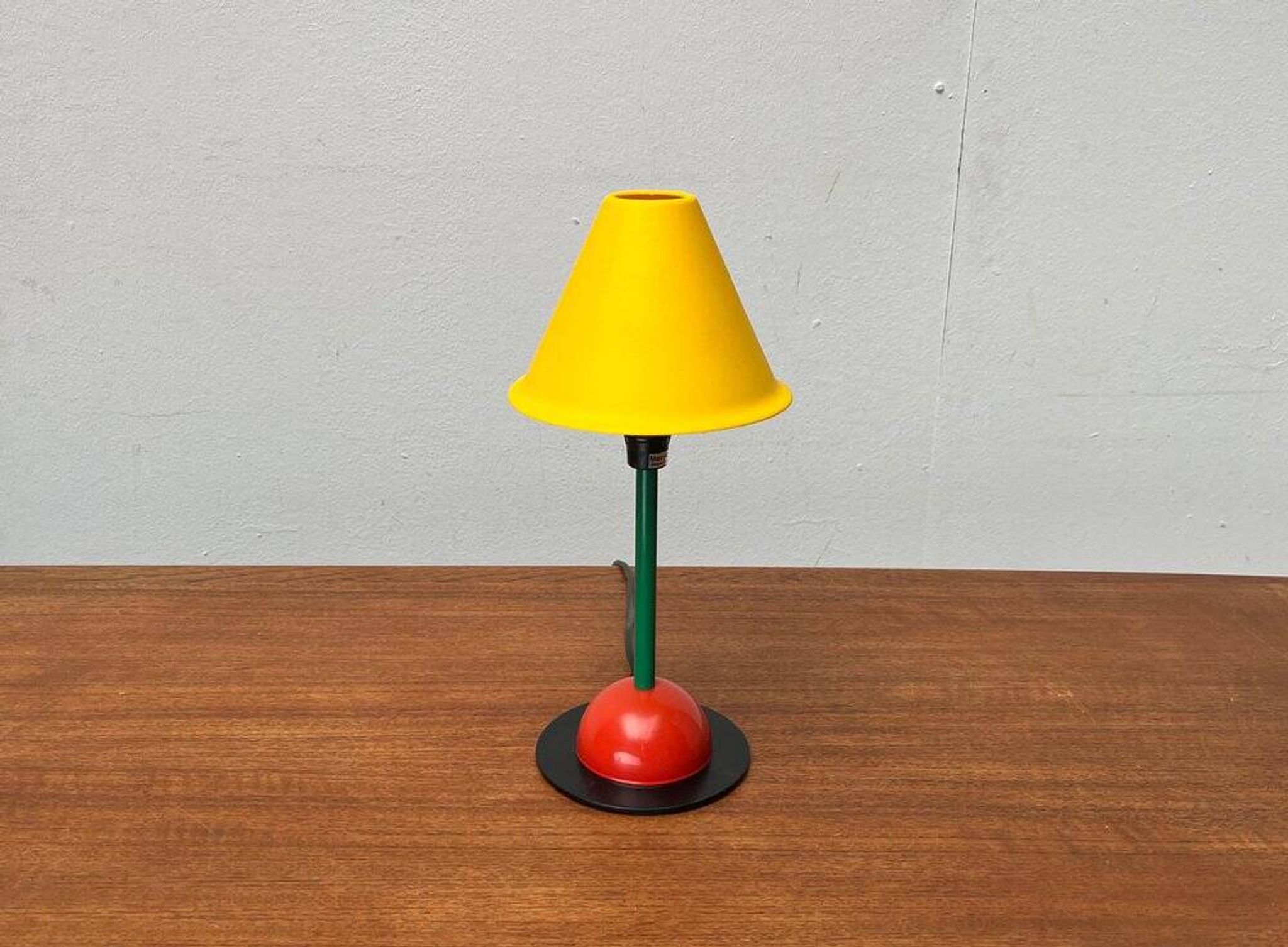 Lampe de table postmoderne d'Ikea, Italie, années 1980