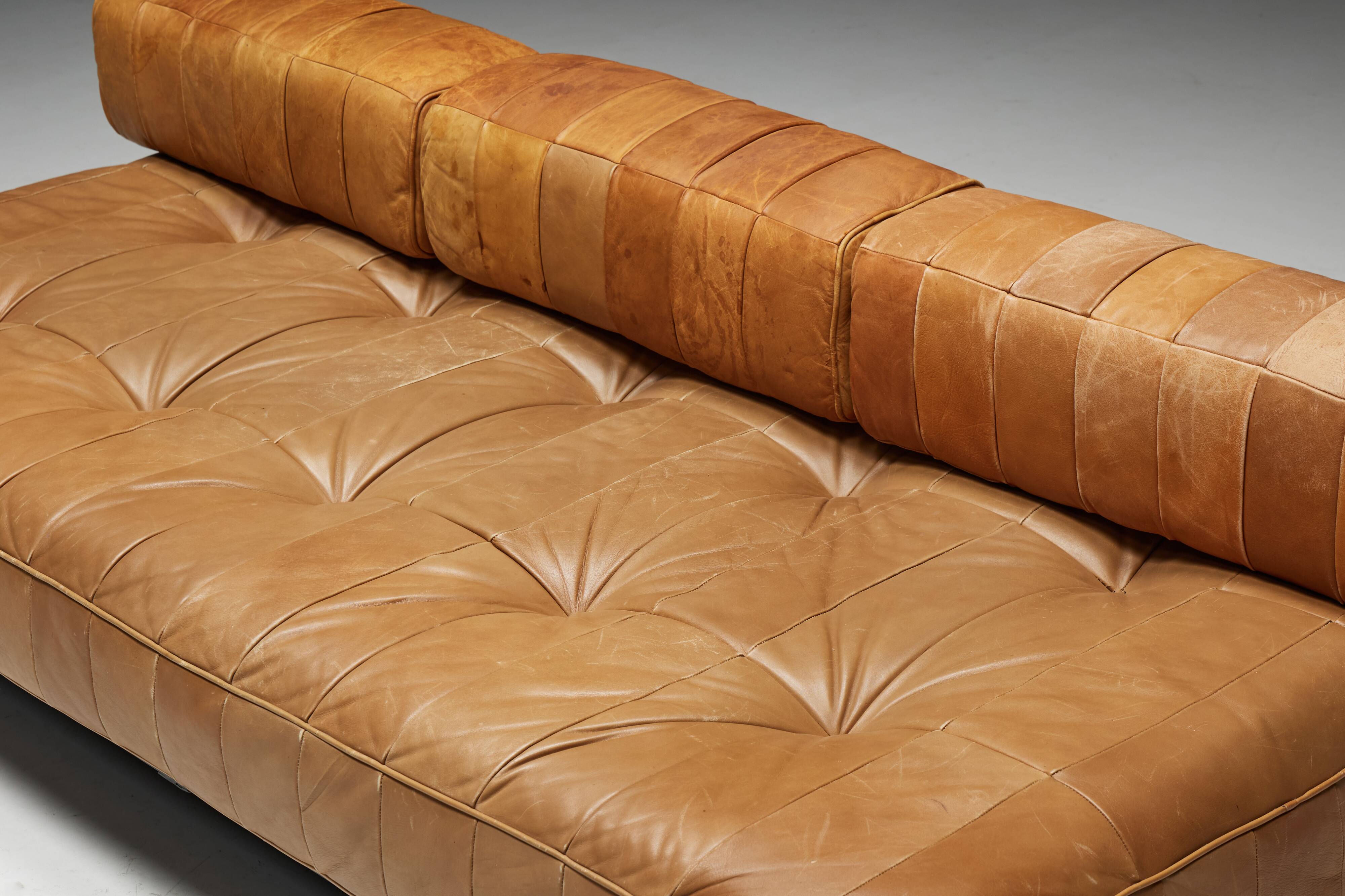 Daybed DS80 by De Sede in Cognac Leather, Switzerland, 1970s